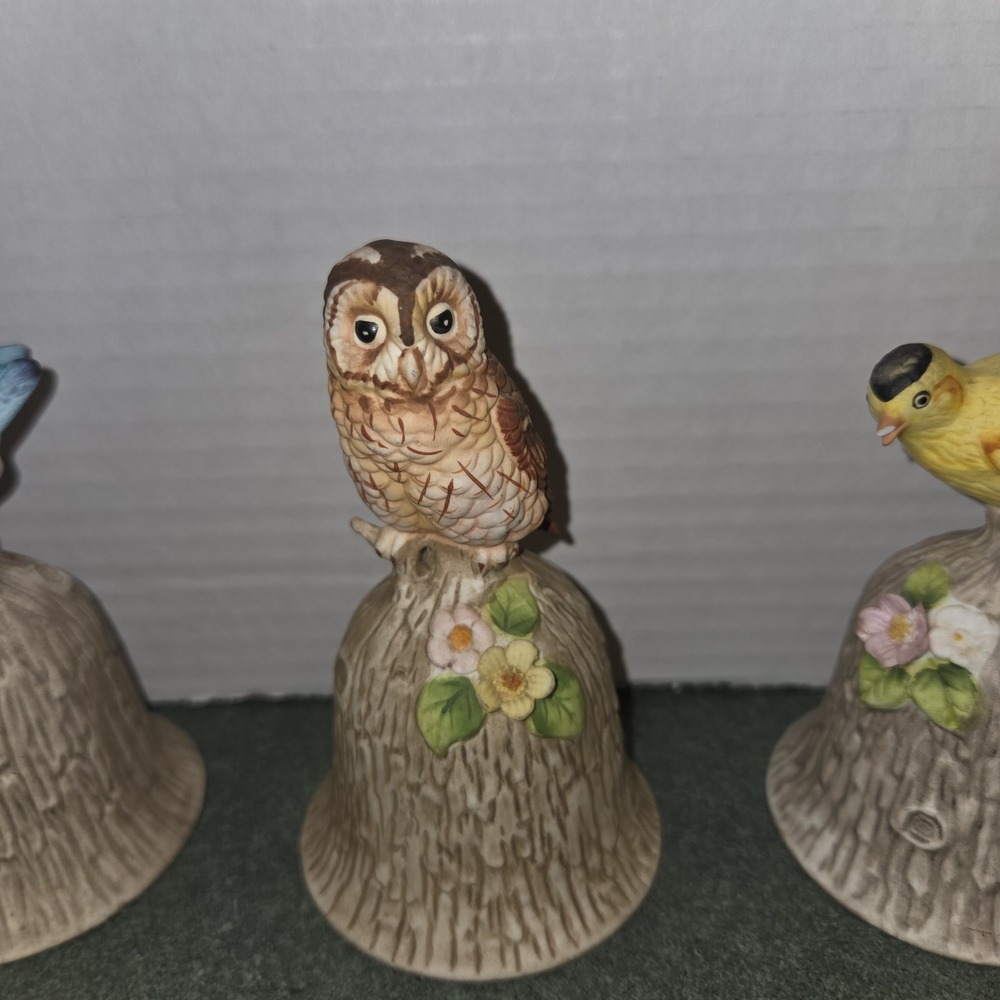 Lot of 3 Towle Bird Bells  Owl, GoldFinch, Bluejay Fine Bone China - Picture 7 of 16